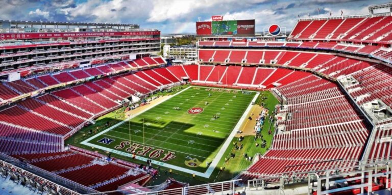 Às vésperas do Super Bowl, Levi Strauss & Co renova mega-acordo com San Francisco 49ers, da NFL