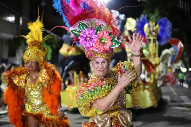 Em Volta Redonda, ainda é carnaval!