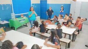 Palestra sobre educação ambiental e sustentabilidade mobiliza crianças do Cras Dom Antônio