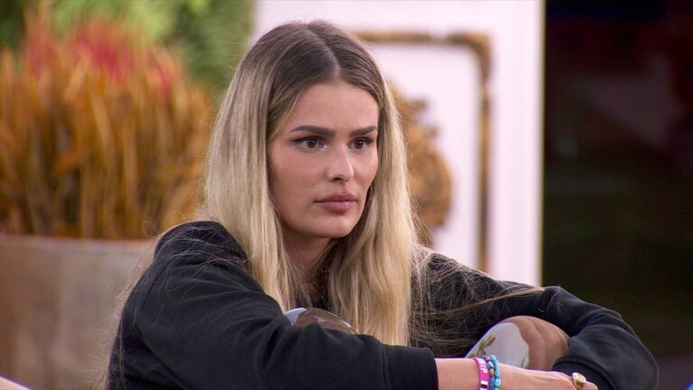 'Ele é o pobre coitado e eu sou a Camarote mimadinha', diz Yasmin sobre Davi no BBB 24