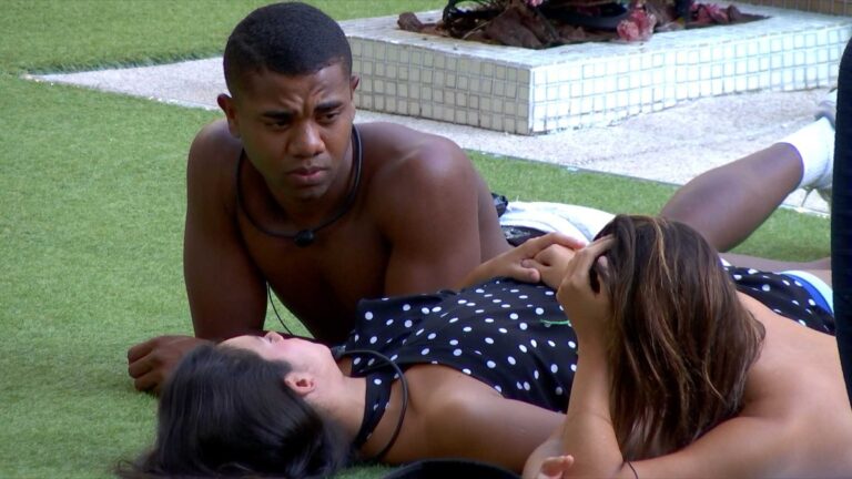 No BBB 24, Davi questiona Alane e Beatriz: 'Sou seu Top 4 ou seu Top 5?'