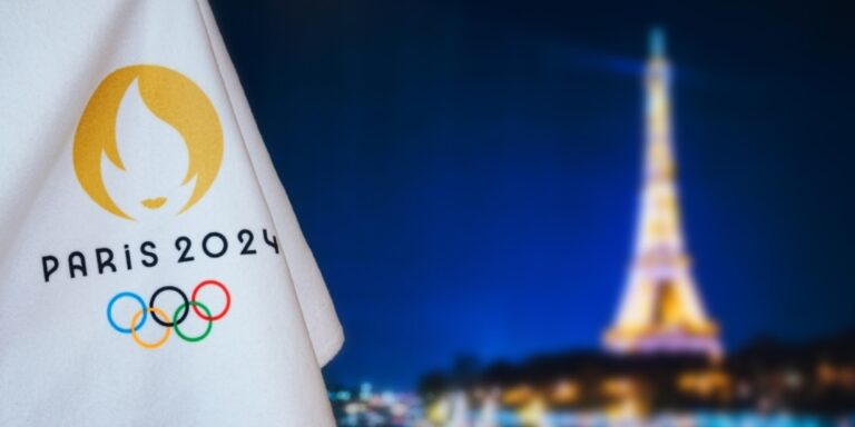 Paris 2024: A Tocha Olímpica está acesa rumo aos Jogos mais inclusivos da história