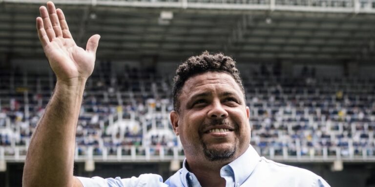 Ronaldo deve ganhar dez vezes o que investiu na revenda do Cruzeiro