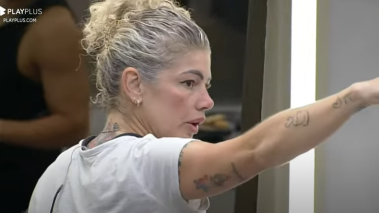 Falta de higiene! Participante de reality encontra cabelo na cozinha