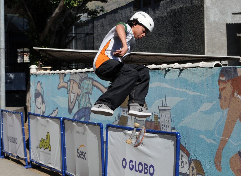 Campeões no skate destacam disciplina e parceria