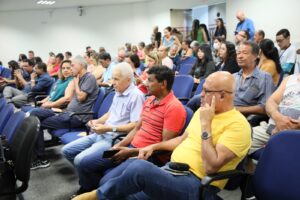 Evento de acolhimento celebra servidores aposentados com palestra e certificados no IMPCG