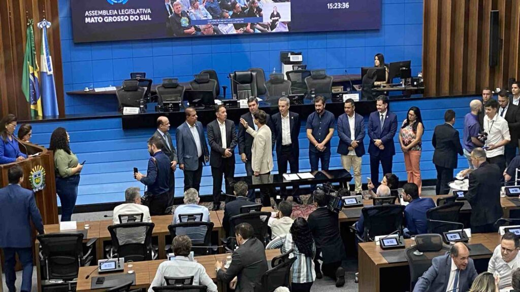 Governo assina entrega de emendas para a Alems com mais de R$ 50 milhões para Assistência Social e Saúde