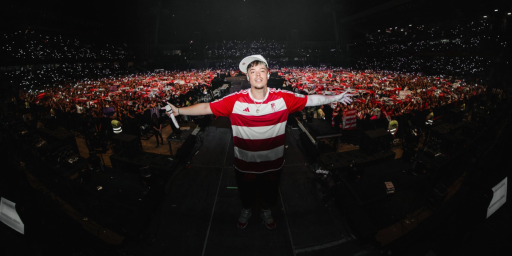 Granada aposta em patrocínio de cantor para impulsionar alcance de marca