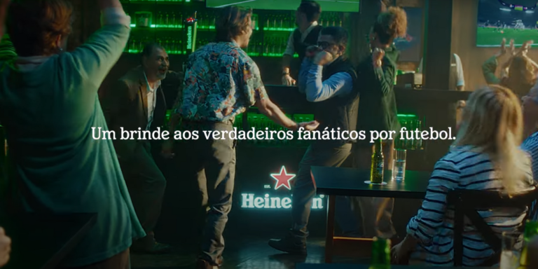 Heineken lança promoção que retira torcedor do escritório e o leva ao bar com jogo da Champions League