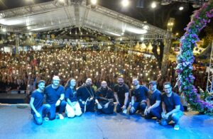 No dia do padroeiro, missa campal reúne 5 mil fieis na Praça do Rádio