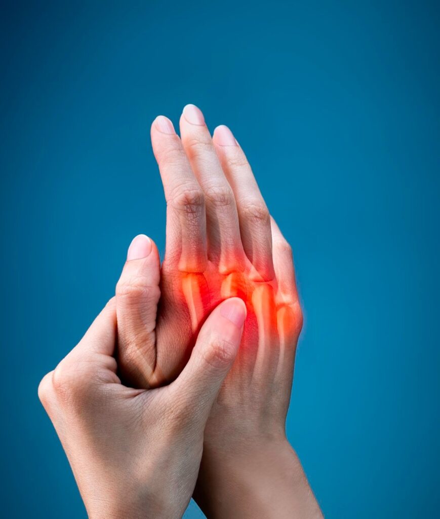 Por que estalar os dedos é tão gratificante e quando isso se torna um mal hábito