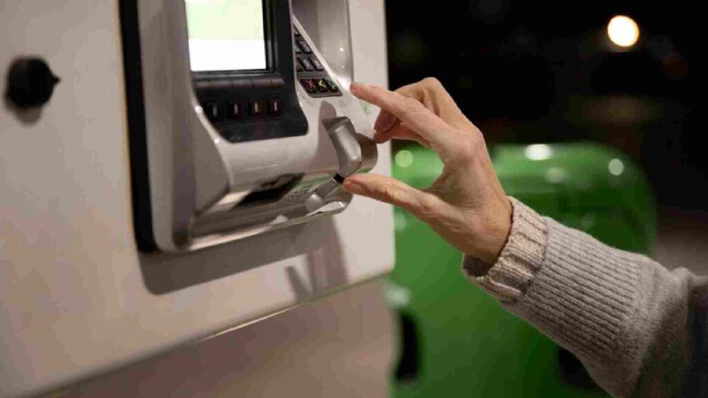 [ BASTIDORES ] Batendo o ponto com discursos e fotos