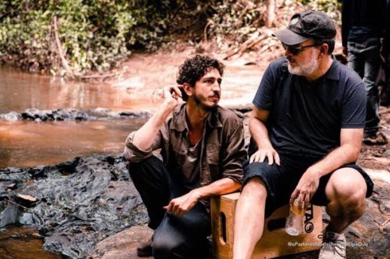 Canal Brasil exibe filmes estrelados por Vladimir Brichta e Johnny Massaro para homenagear diretor premiado