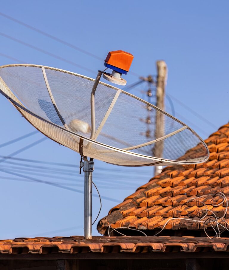 Governo de SP incentiva troca de antenas parabólicas por aparelhos digitais