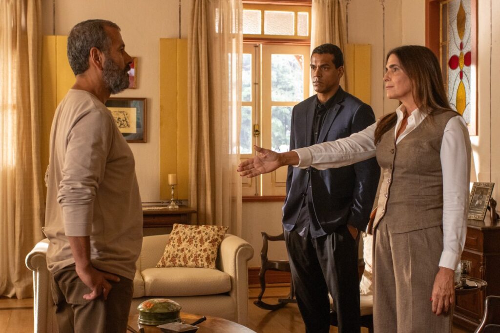 Malu Mader chega a 'Renascer'; veja fotos da primeira cena da atriz como Aurora