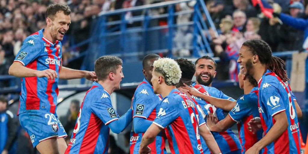 Mbappé, astro do Real Madrid, encaminha compra de seu time da infância, por € 15 milhões