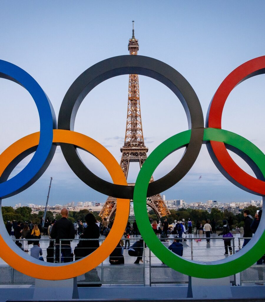 Olimpíadas de Paris dando aula sobre igualdade de gênero e inclusão