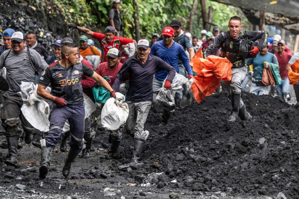 Sobras de esmeraldas: o sonho dos garimpeiros pobres da Colômbia