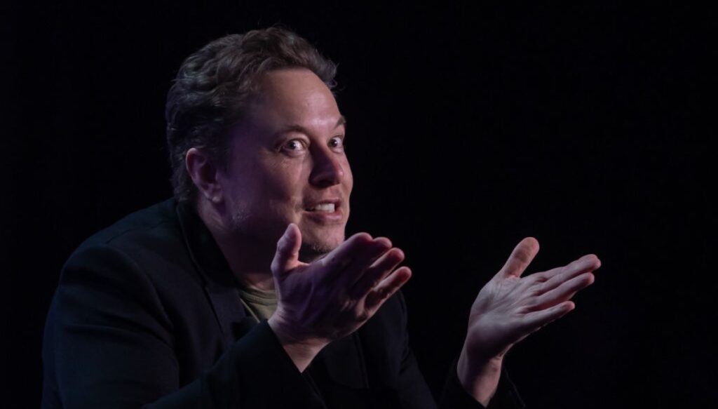 Tesla vai usar robôs humanoides em 2025, anuncia Elon Musk