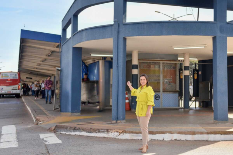 Adriane Lopes promete modernizar frota e requalificar linhas de ônibus