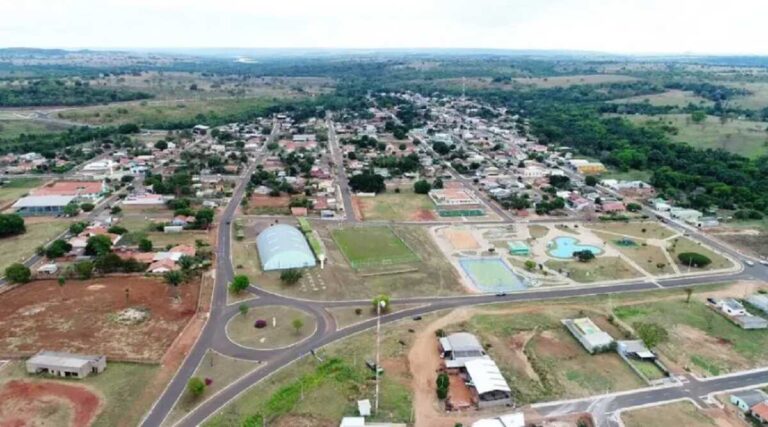 Candidato a prefeito acusa adversário por propaganda irregular em Figueirão