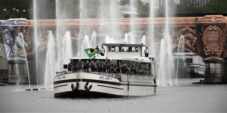 Paris virou baile!