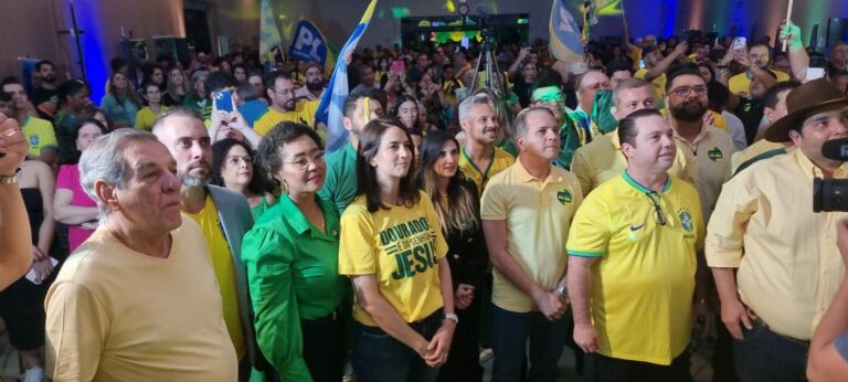 Por imposição de Bolsonaro, PL desiste de candidatura e oficializa apoio ao PSDB