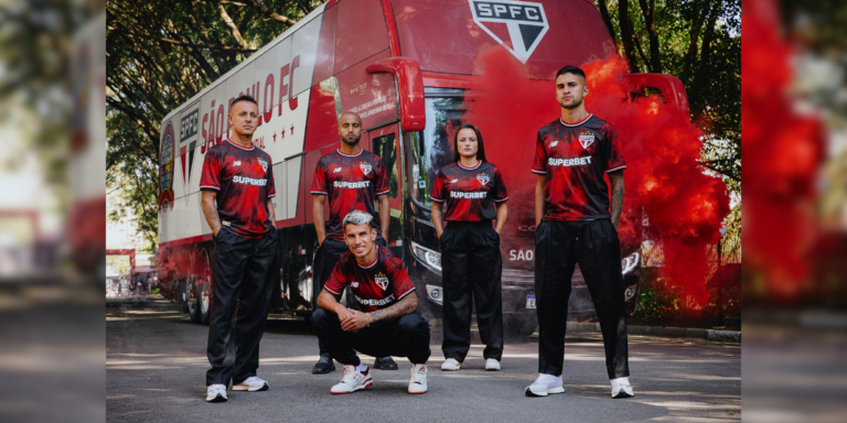 São Paulo e New Balance homenageiam torcida tricolor em terceira camisa