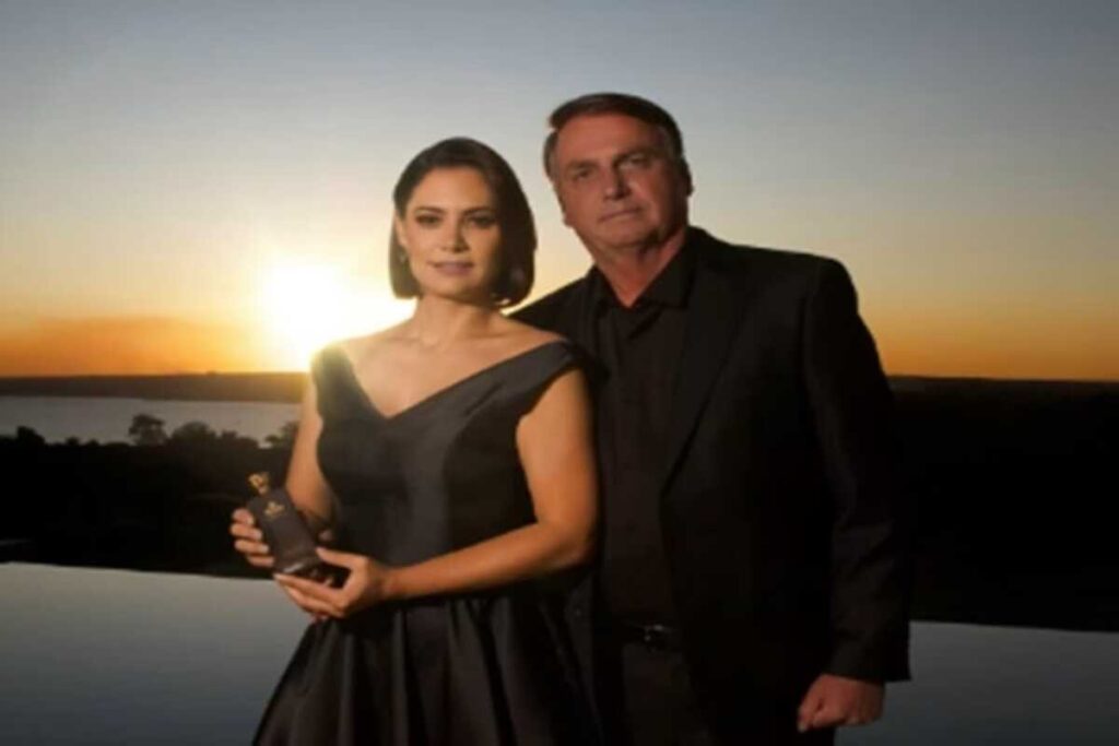 Unissex: Bolsonaro e Michelle lançam nova linha de perfume