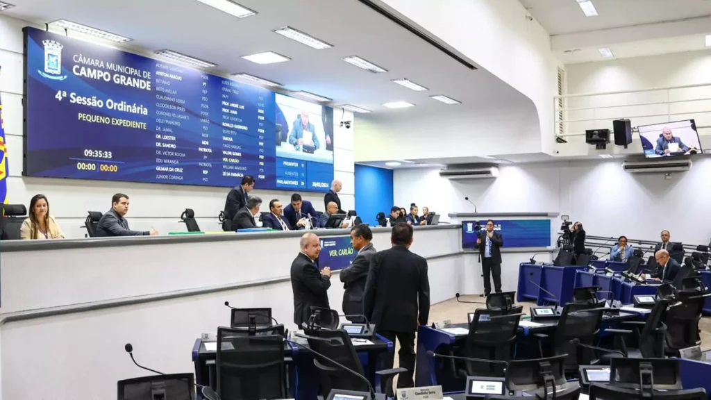 Vereadores debatem quatro projetos de lei na próxima terça-feira