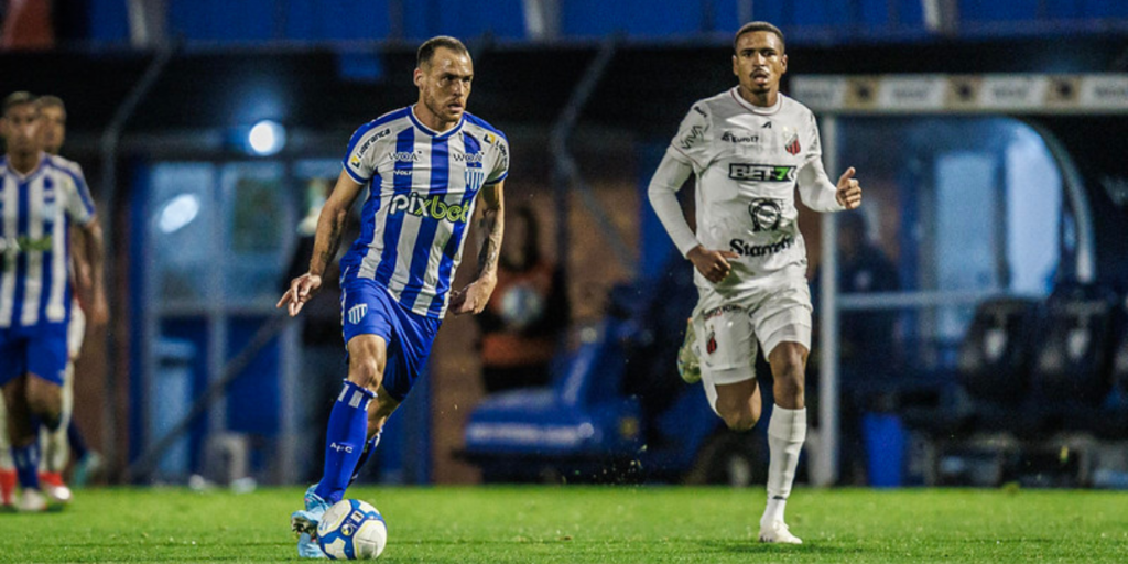 CBF abre mão, e LFU busca agência para venda de direitos de TV da Série B em 2025