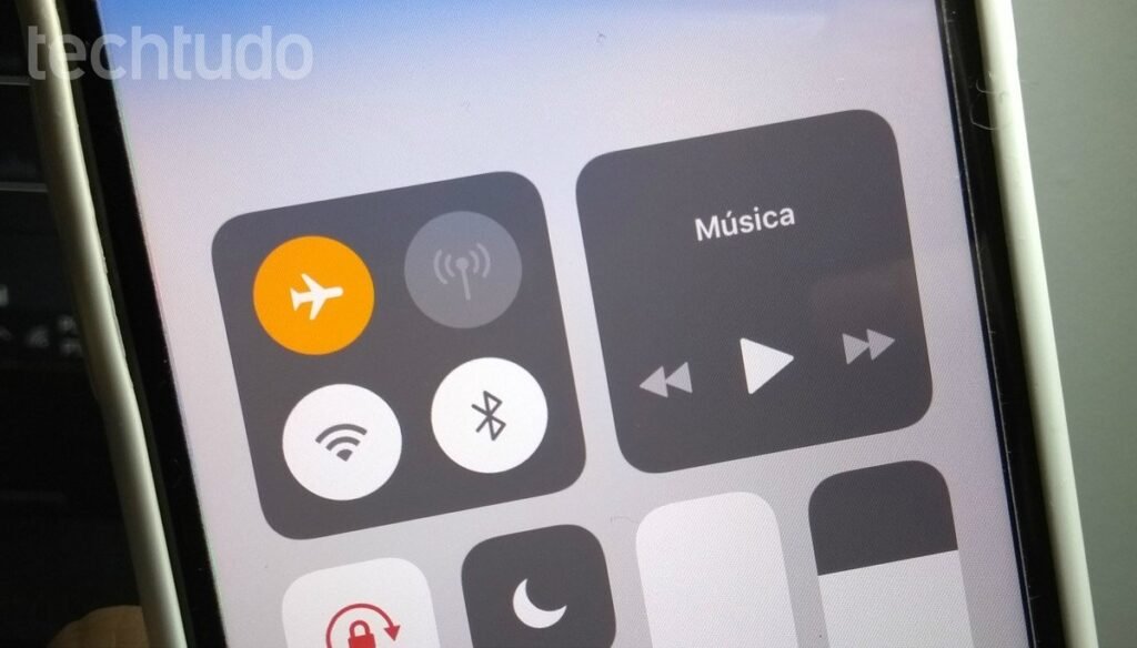 Para que serve o modo avião? Saiba o que é e conheça detalhes da função