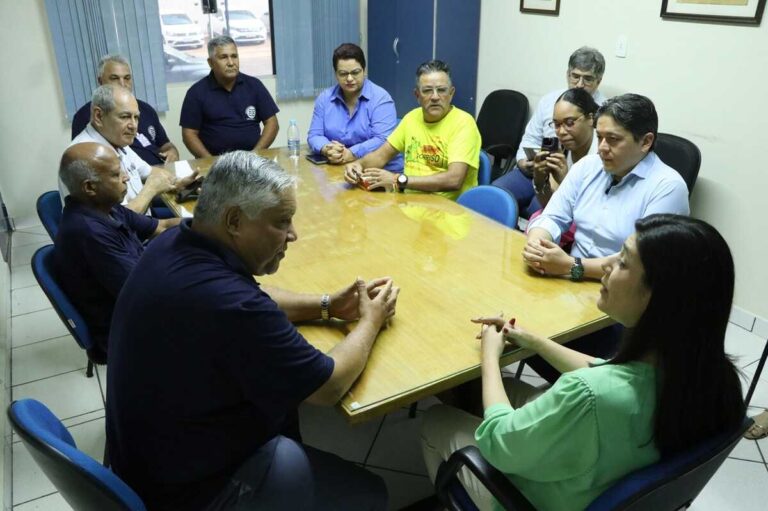 Rose diz a comerciários que serviços públicos têm de funcionar em Campo Grande