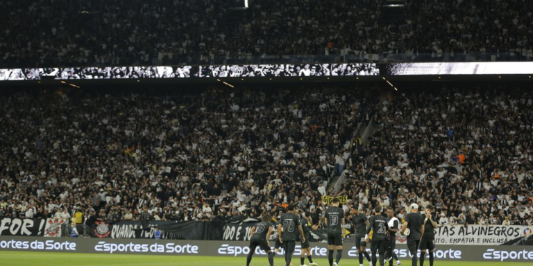 Brax alega não dever nada ao Flamengo, em dívida do Corinthians