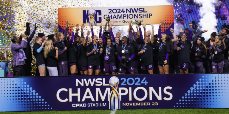 Final da NWSL se torna partida mais assistida da história da liga nos EUA com média de 967 mil espectadores