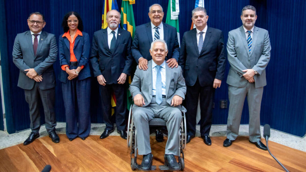 Por unanimidade, Kayatt é eleito presidente do TCE/MS para biênio 2025-2026