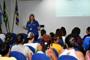 Prefeitura garante fomento ao empreendedorismo com curso de higiene e manipulação de alimentos