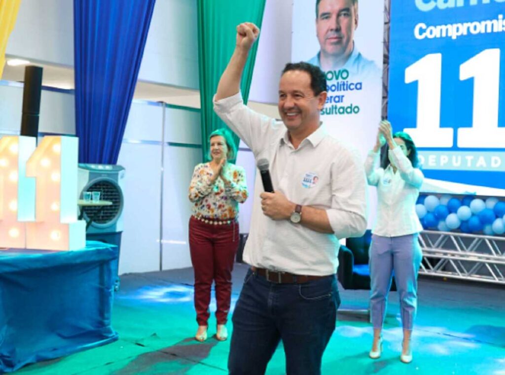 Riedel faz mudanças e nomeia suplente de deputado federal como adjunto na Casa Civil