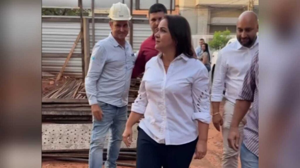 Adriane visita antiga rodoviária e reafirma: 'GCM e Fundação do Trabalho serão aqui'
