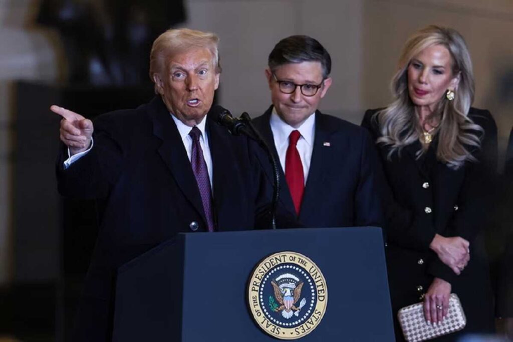 Trump determina que só existirão dois gêneros nos EUA: masculino e feminino