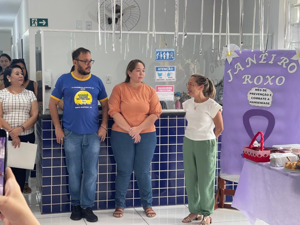UBS do Centro promove ação integrada sobre saúde mental e hanseníase no Janeiro Branco e Roxo