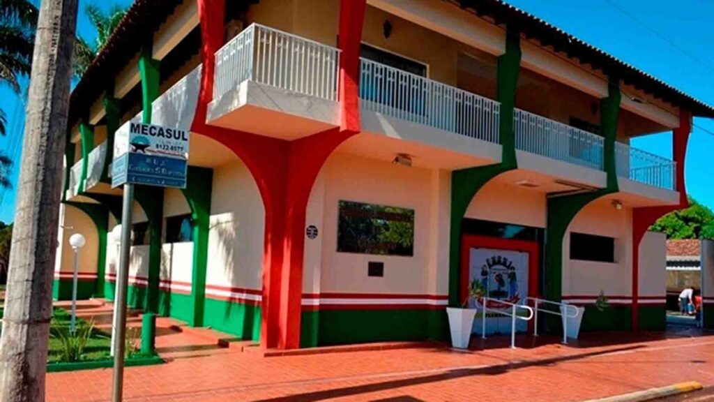 Câmara de Caarapó pagou a ex-presdente subsídio acima do previsto em lei (CMC, Divulgação)