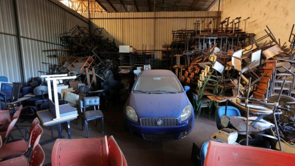 De computadores à mobília: Dourados vai leiloar bens inutilizados