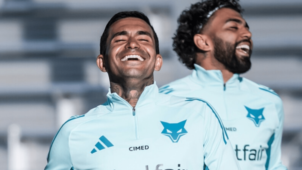 Gabigol e Dudu impulsionam Cruzeiro a liderar valor por fã no ranking Máquina-Horizm