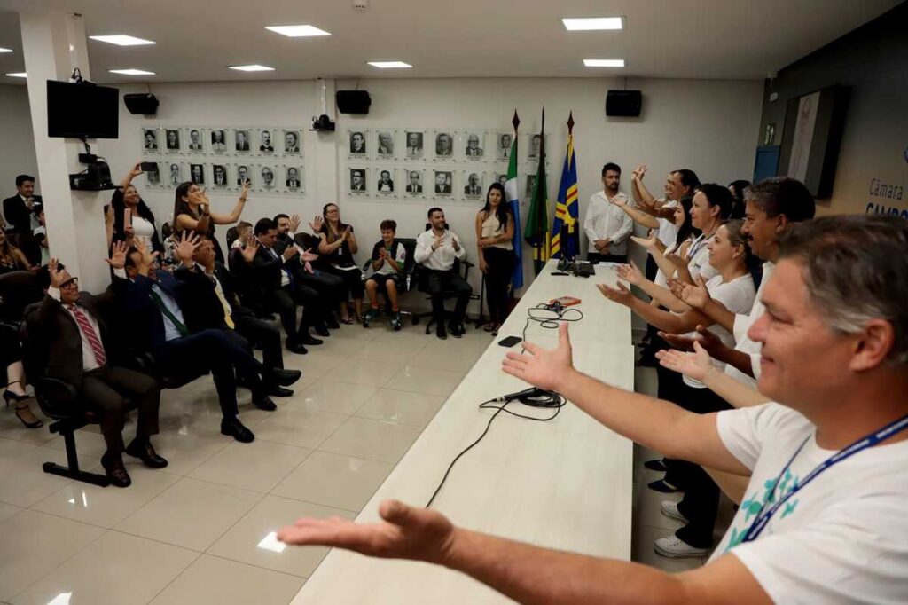 Câmara abre inscrições para curso grátis de língua de sinais em Campo Grande