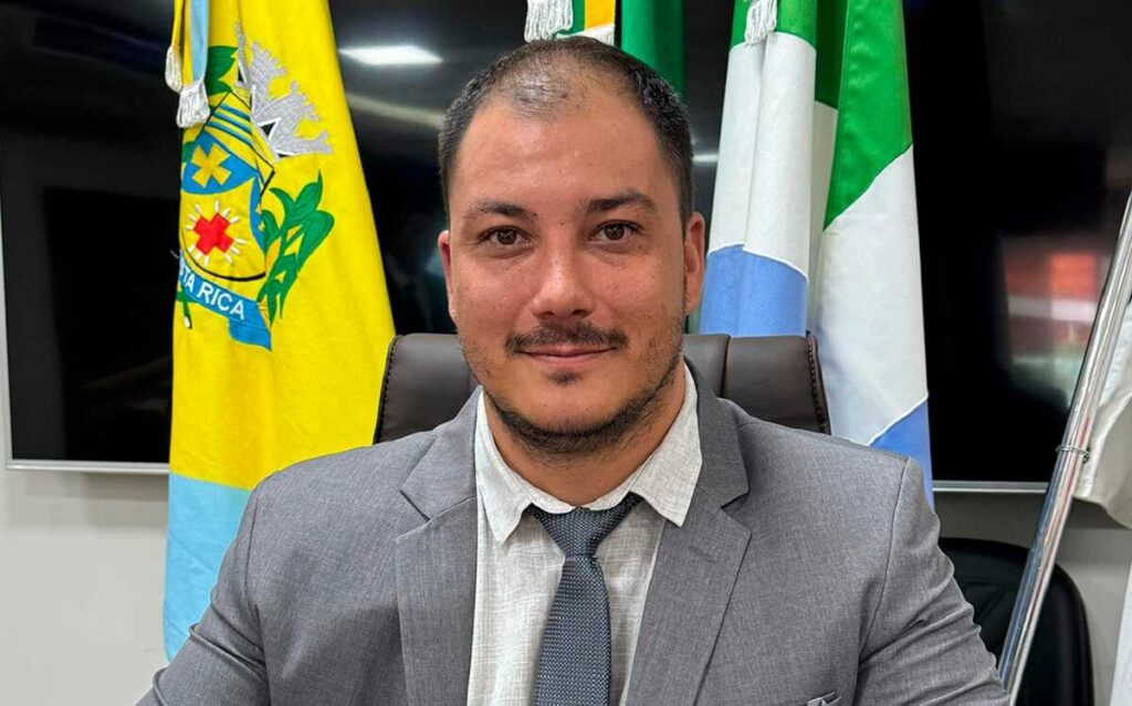 Diária 'cantou com força' durante recesso e vereadores estão na mira do MPE em Costa Rica