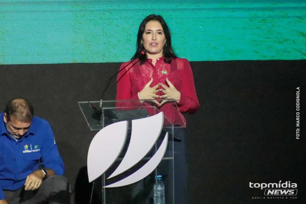Em dia de julgamento, Tebet diz que Bolsonaro é carta fora do baralho