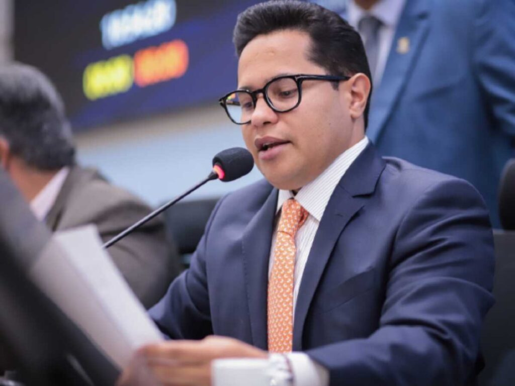 Papy faz indicações e prioriza trânsito e limpeza em ruas de Campo Grande