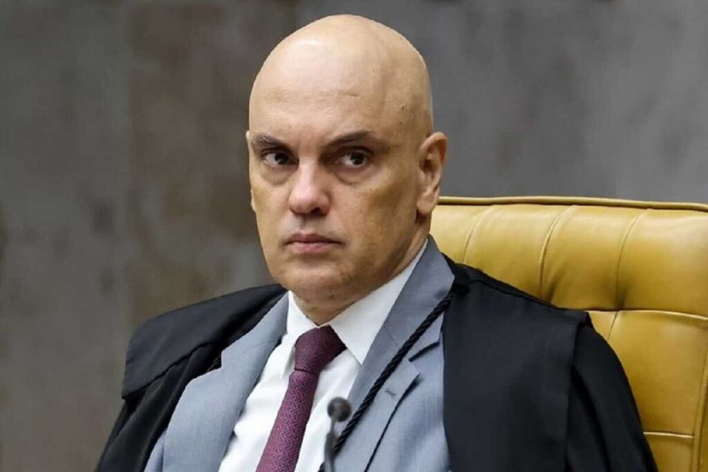 Sanção a Moraes deve se estender a "cúmplices", diz deputado dos EUA