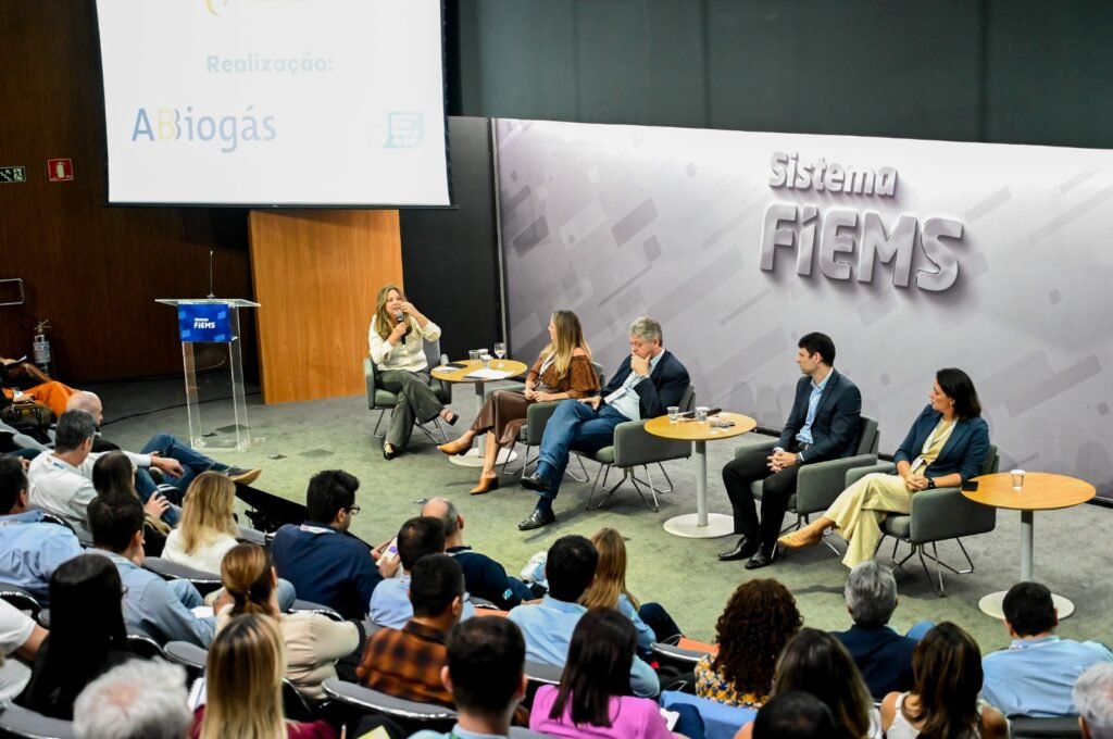 AGEMS integra debate sobre transição energética, regulação e o desenvolvimento sustentável em Mato Grosso do Sul